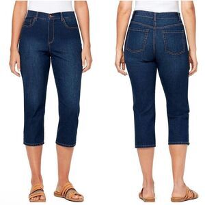NWT Gloria Vanderbilt Womens Slimming Amanda Capri Jeans Size 4 Blue High Rise